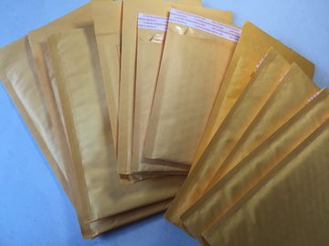 중국 Eco 전자 상거래 포장을 위한 친절한 버블랩 덧대진 봉투 공장
