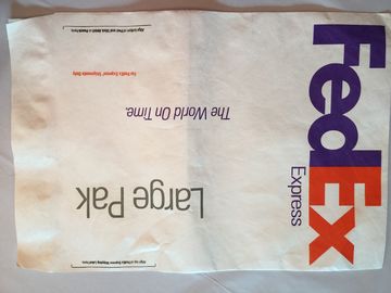 중국 단단한 뒤 봉투는 듀퐁 Tyvek 종이 물자를 가진 로고를 주문을 받아서 만들었습니다 공장